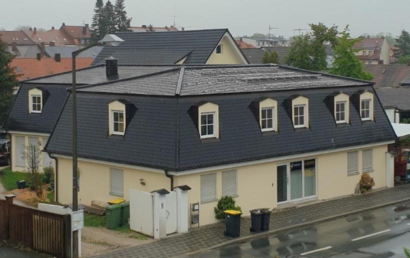 Ferienwohnungen Schleicher Mit Klimaanlage Zirndorf Dış mekan fotoğraf